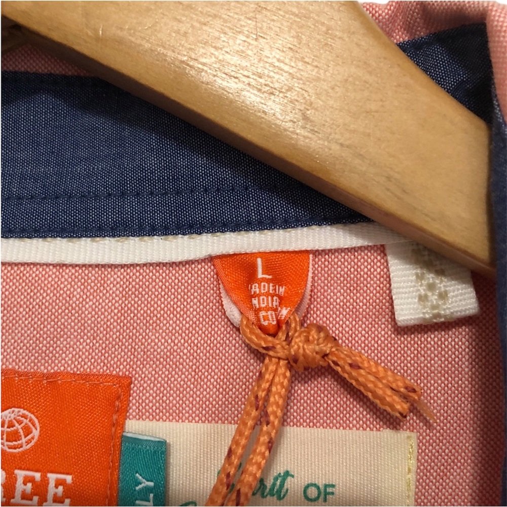NWT Free Planet Button Up Shirt - Picture 6 of 11
